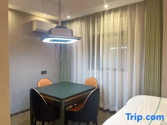 YiHe E-sports Chain Hotel (Nanchang Bayi Square People's Park Branch)