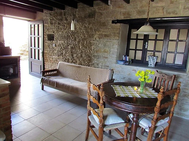 Mespilo House