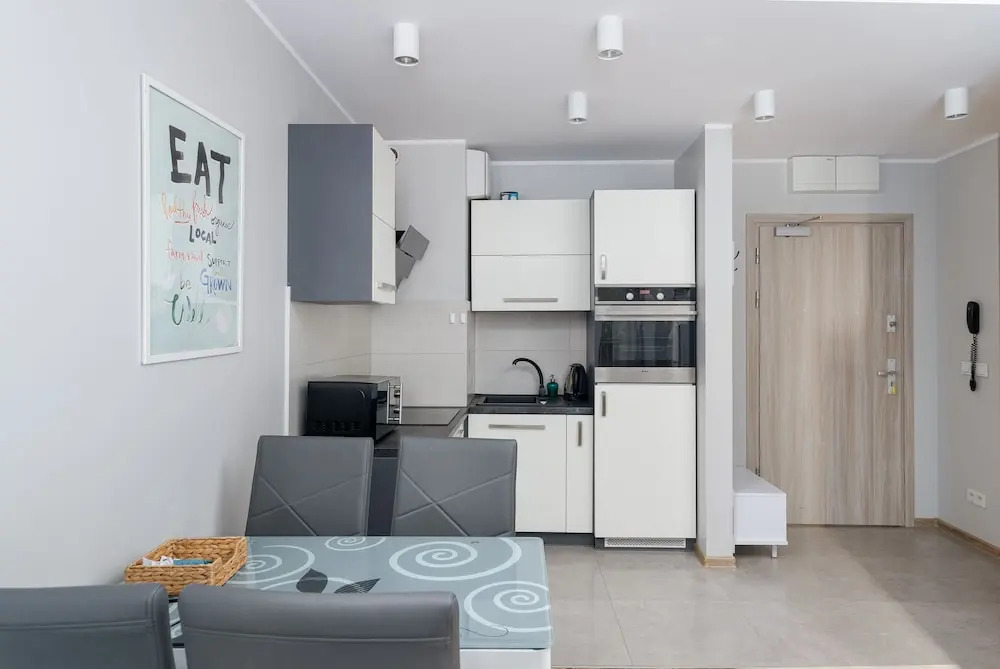 Blossom - Old Town Residence - by Upstairs