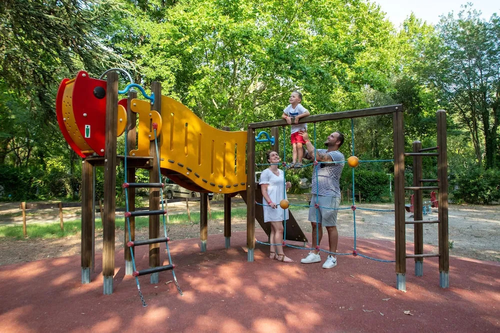 Camping Du Pont D'Avignon