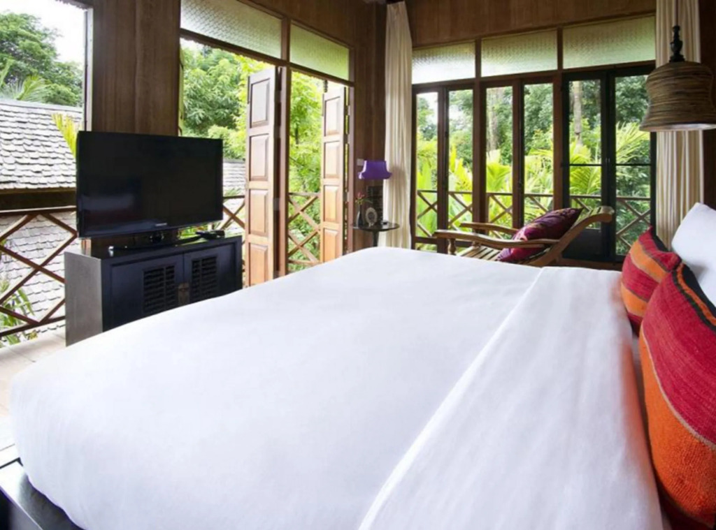 Hotel des Artists Rose of Pai