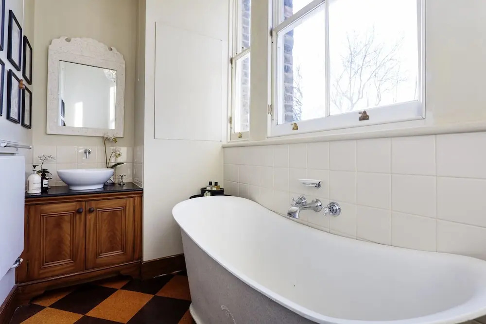 Veeve - The Elms Hideaway