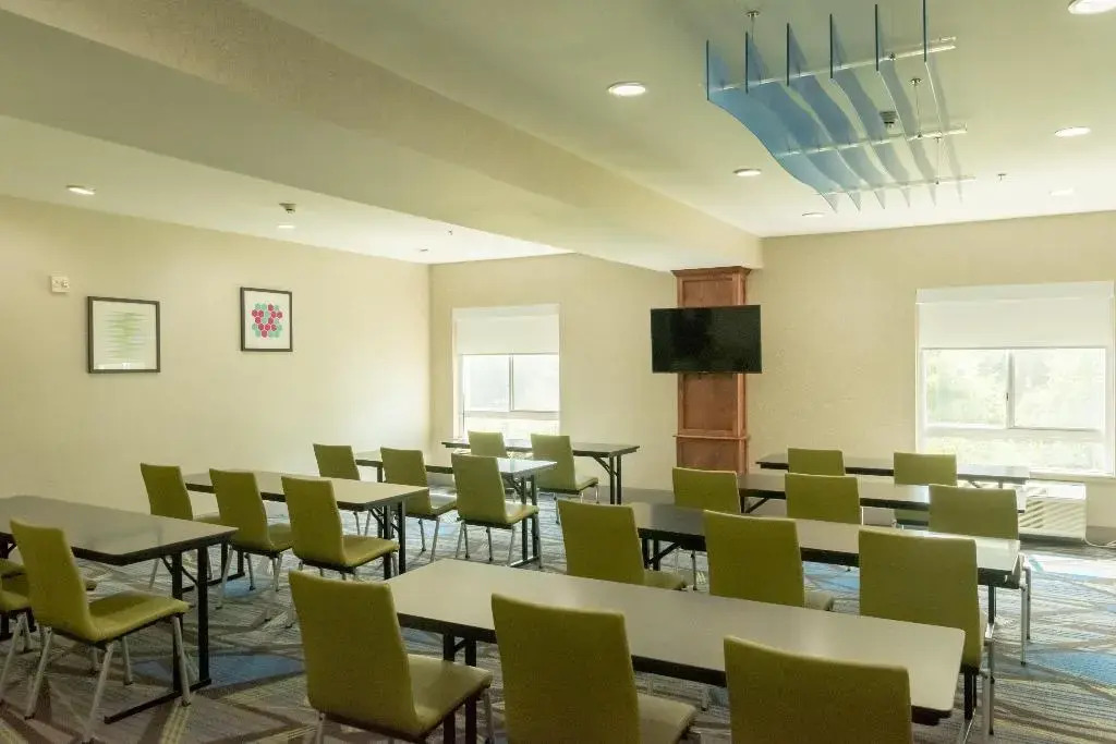 Holiday Inn Express Hotel and Suites Natchitoches by IHG