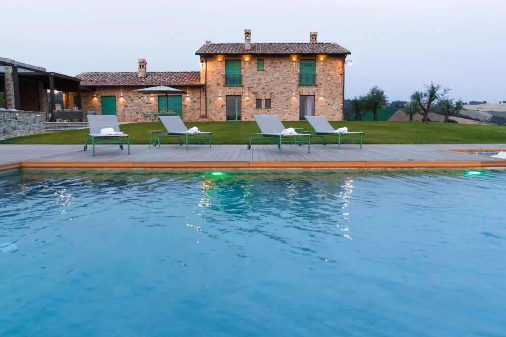 Modern Villa With Beautiful Infinity Pool ac Wifi Home Automation Barrier Free-villa Meraviglia