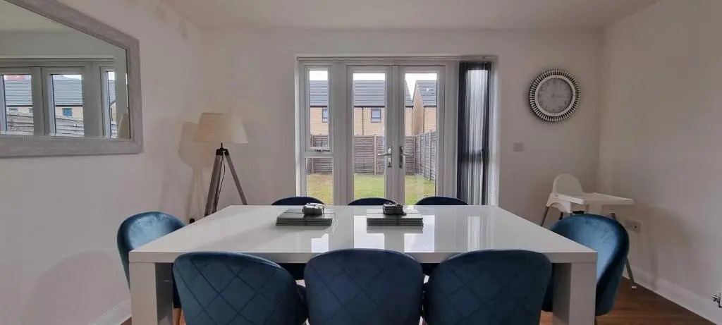 Near City Centre 4 Bed 2 Bath House with Parking, Digbeth, Birmingham
