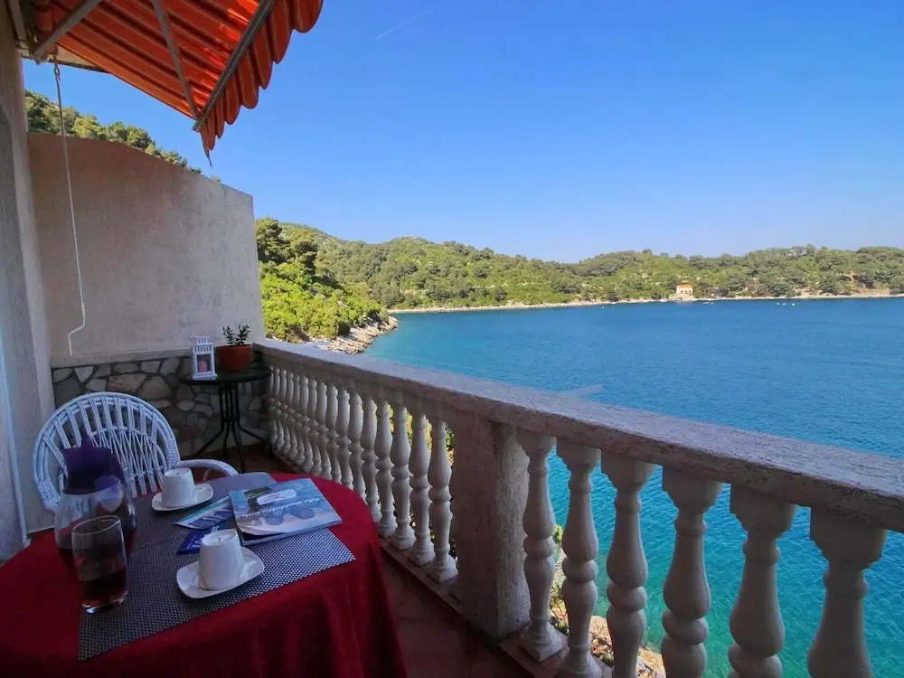 Apartments Filipovic - One-bedroom Apartment With Balcony and Sea View