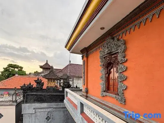 Urbanview Noja Guest House near Living World Denpasar
