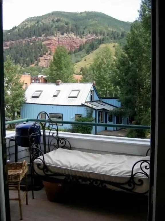 Pacific Place A 2 Bedroom Condo By Accommodations in Telluride