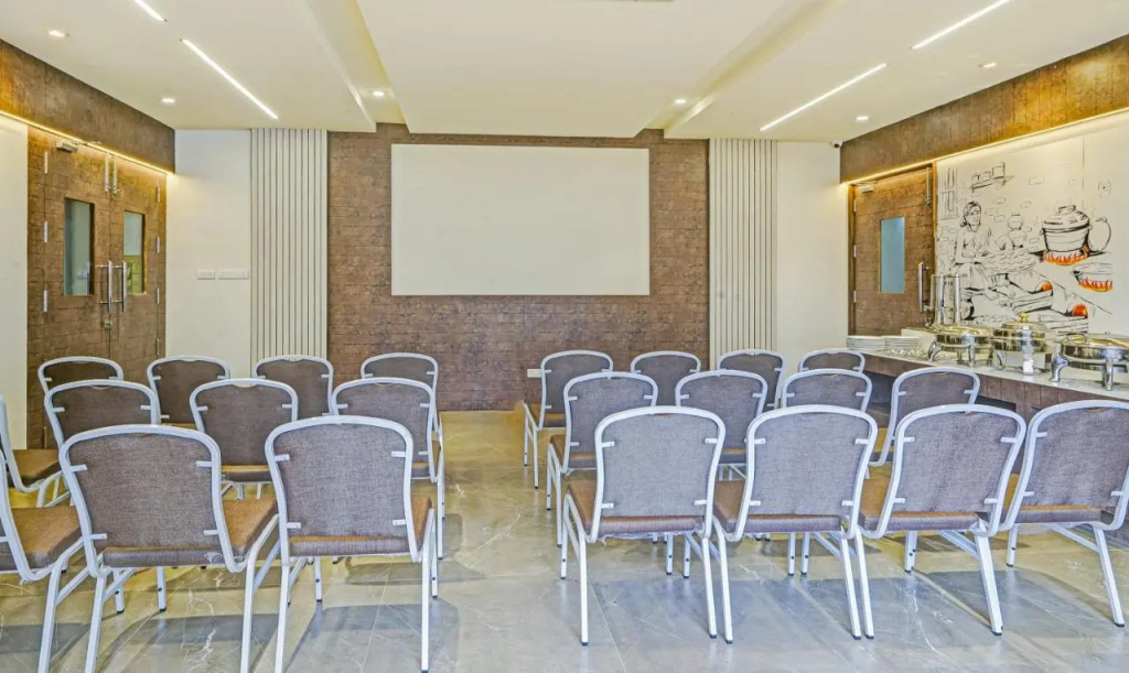 Treebo Premium La Orchid, Near Big Temple Thanjavur