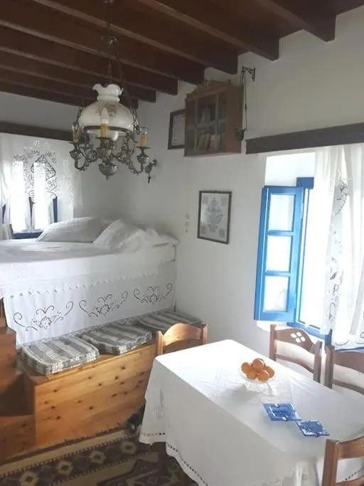 Emporios Traditional Sea View House