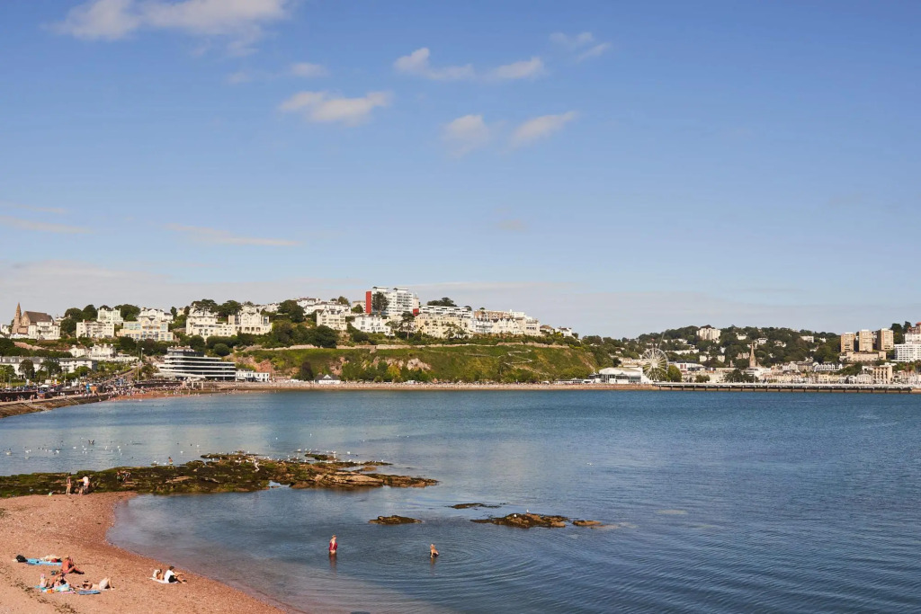 The Maidencombe Studio - Comfortable Couples Retreat with Stunning Coastal Views
