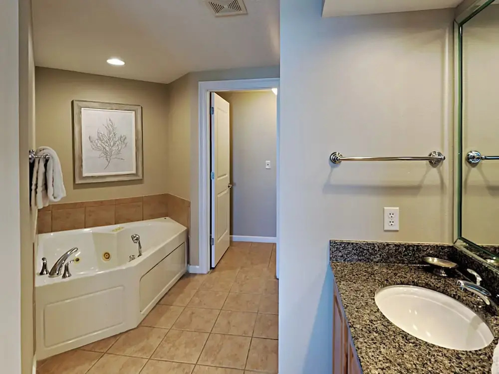 The Colonnades #603 by Southern Vacation Rentals