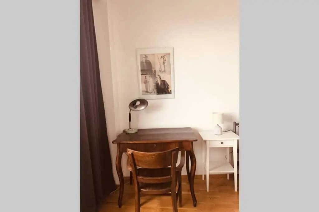 Mitten im Achten. Zentrale Wohnung in Wien