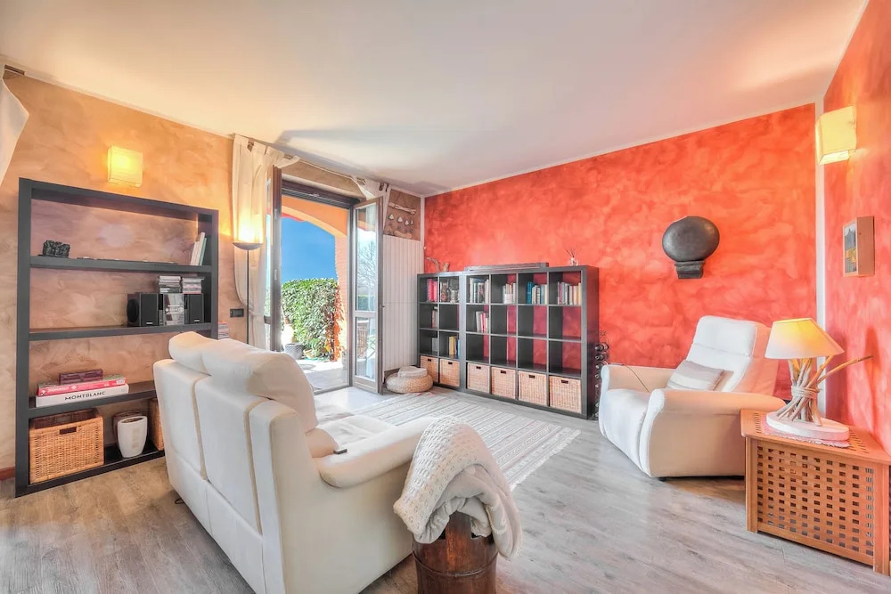 Miralago Lake View & Private Garden