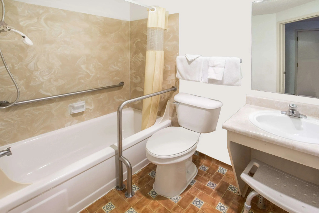 Quality Inn Montgomery - Lake Conroe