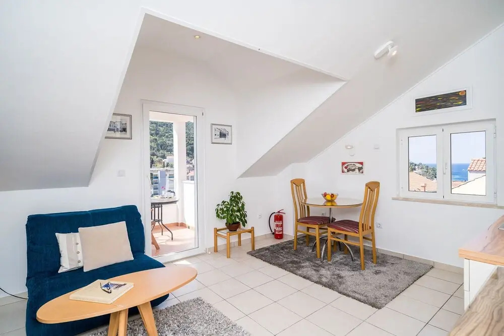 Apartments Swallows Nest