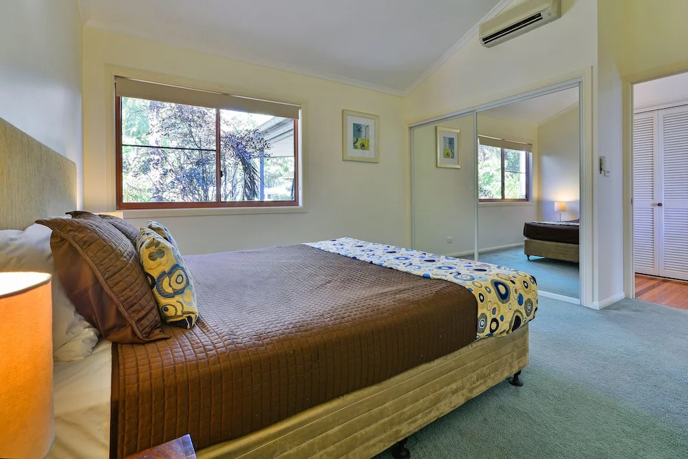 Heliconia Grove 9