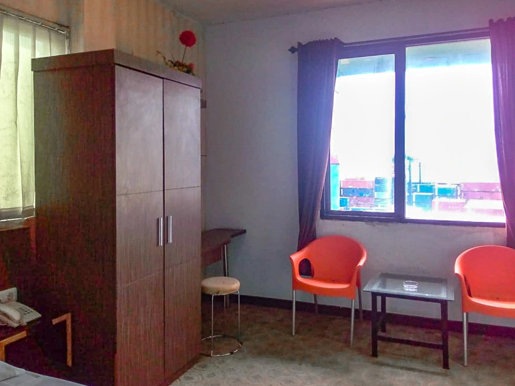 Ocean View Hotel Makassar RedPartner