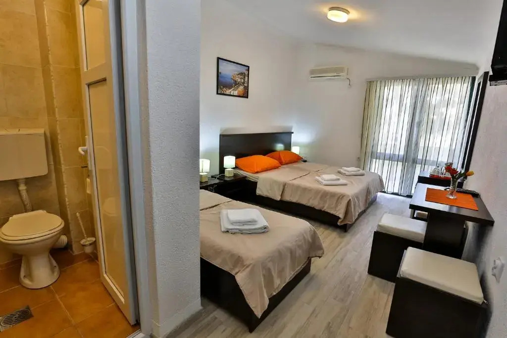 Hotel ADRIANA