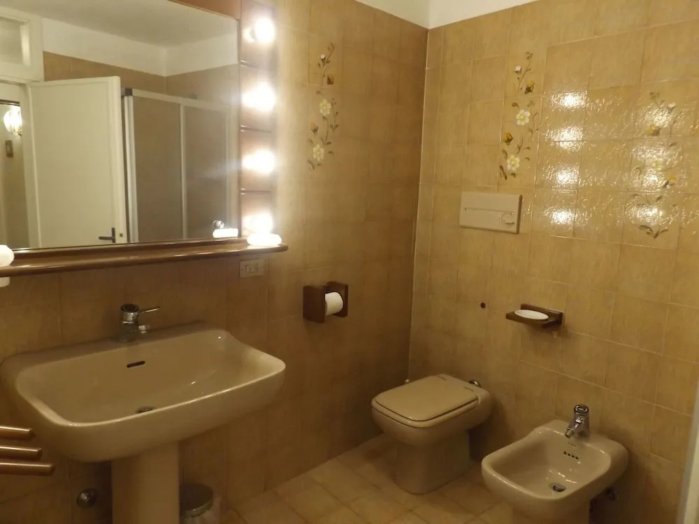 Apartment in Garda With Lake View