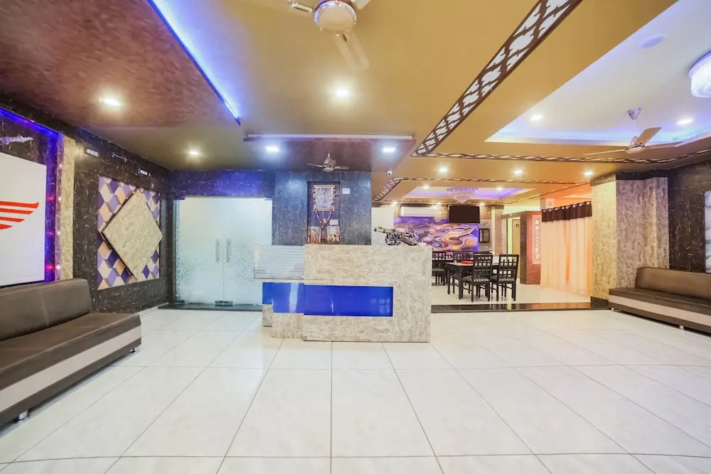 OYO 28141 Hotel Mamta Paradise