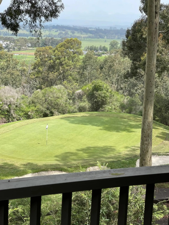 Villa Provincial Cypress Lakes Resort - 2 Bedrooms, 2 Private Ensuites, KING or SINGLE BEDS