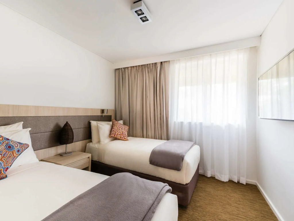 Emu Walk Apartments