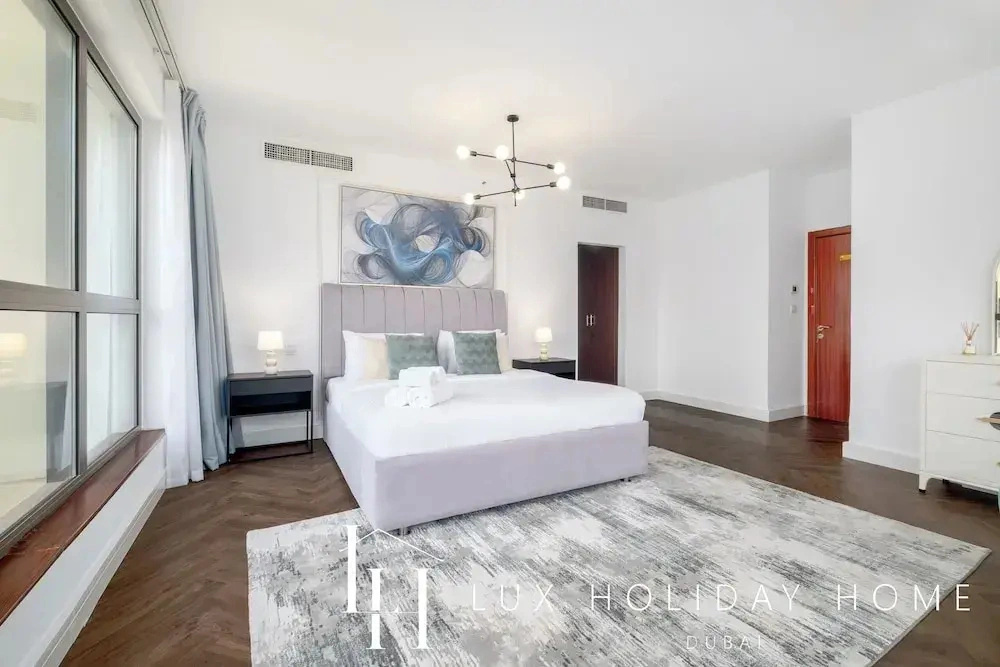 LUX The JBR Central Suite