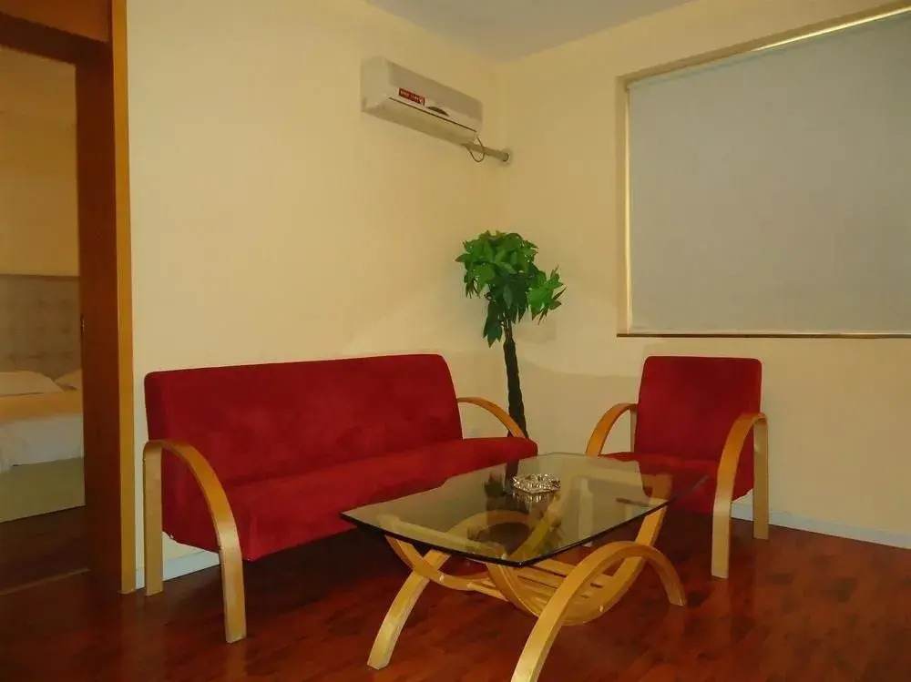 Renjia Business Hotel - Qingdao
