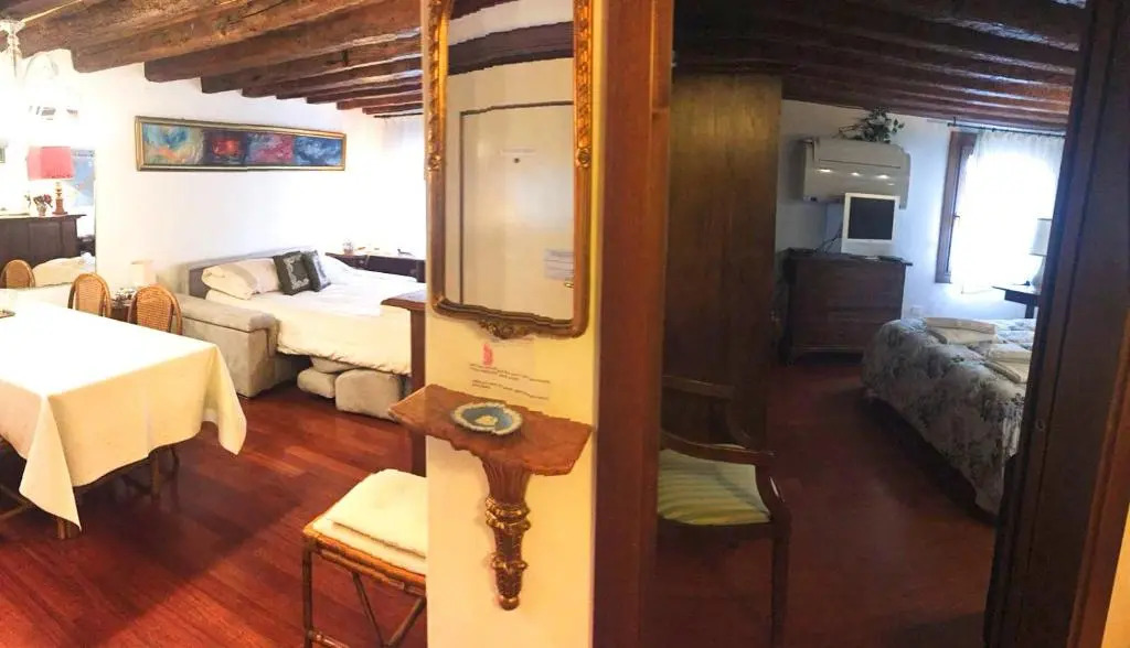 Venice Lucas house