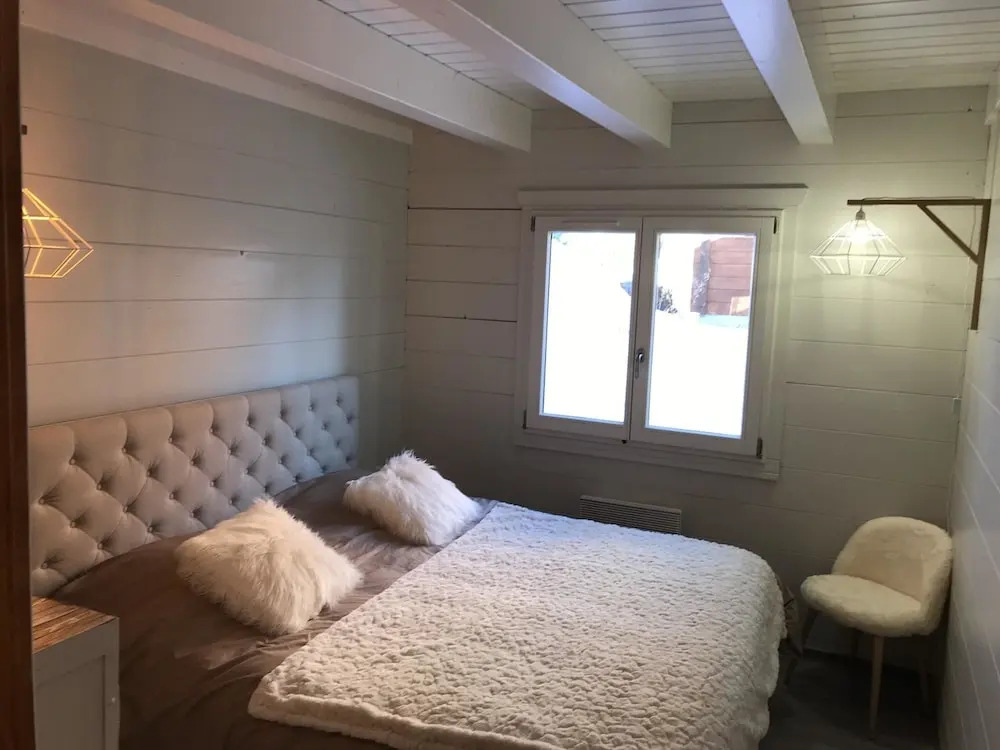 Chalet With 3 Bedrooms in Les Angles, With Wonderful Lake View and Fur