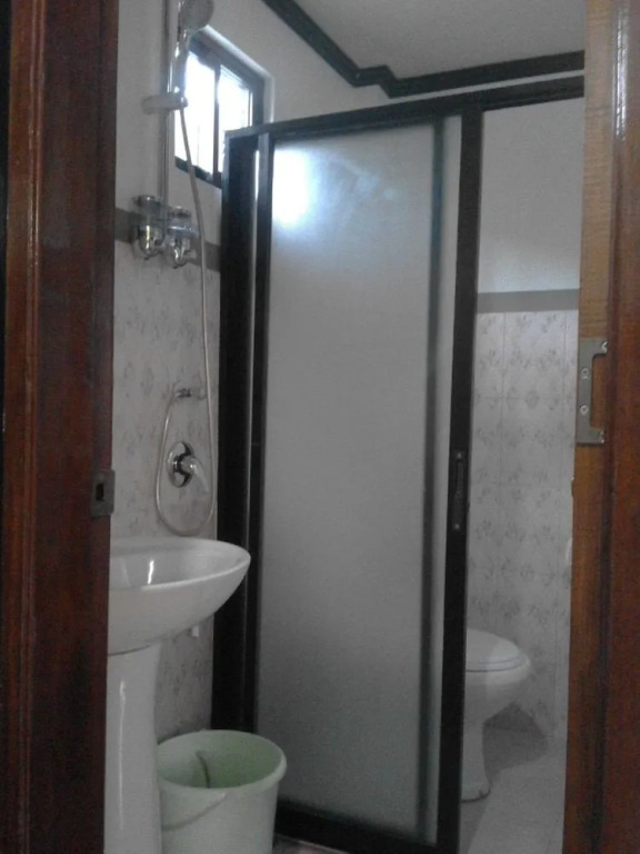 Vali-Joe Travel Lodge