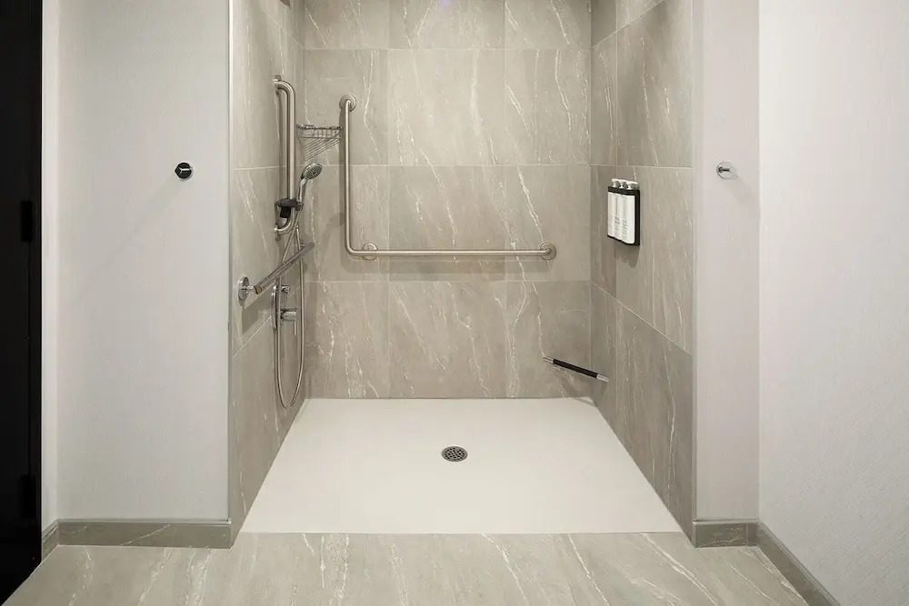 Hyatt Place Montreal Airport