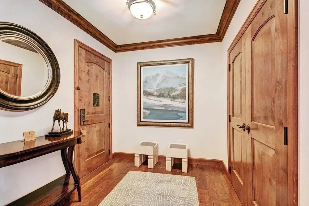 Ritz Carlton Vail #200 3 Bedroom Condo by RedAwning