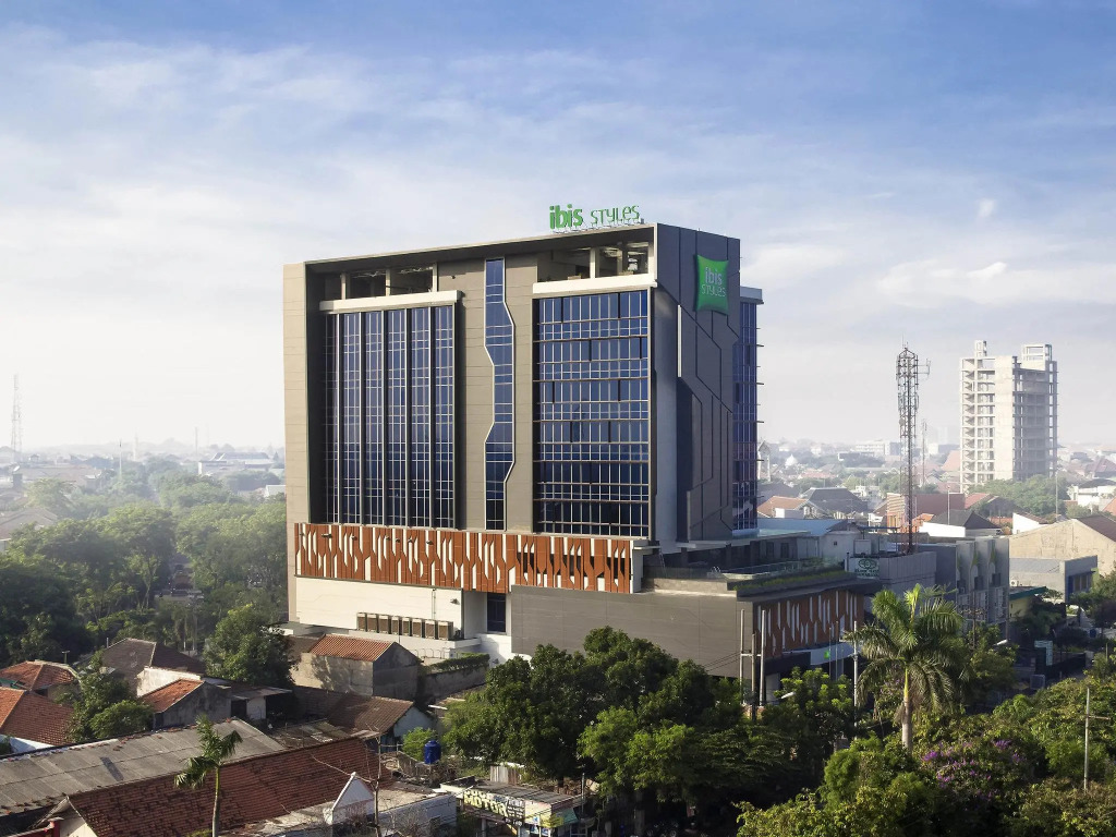 The Southern Hotel Surabaya Formerly Ibis Styles Surabaya Jemursari