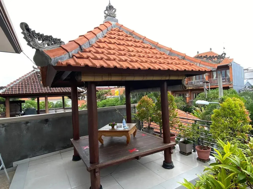 Suwardika Homestay & Dormitory