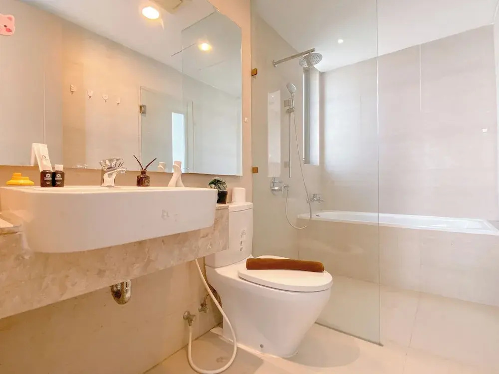 Fully Furnished and Elegant 2BR at Gold Coast Apartment PIK