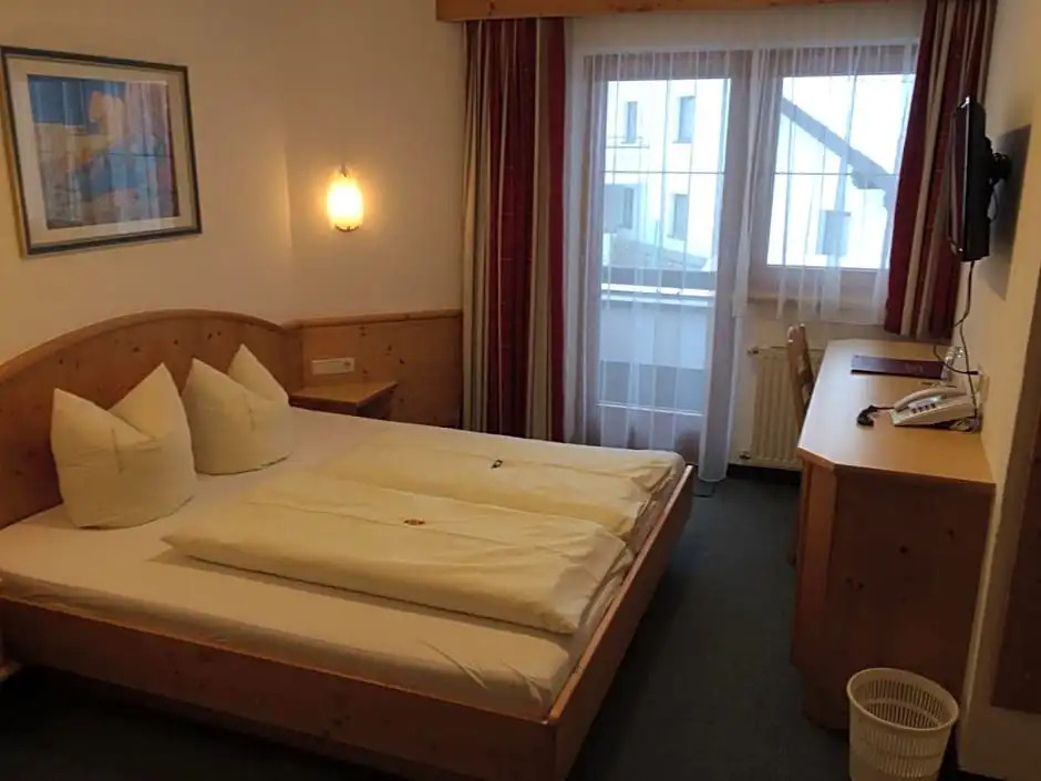 Hotel Garni Golfais