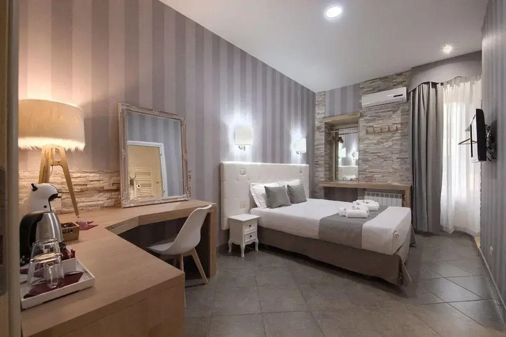 Vatican Italian rooms