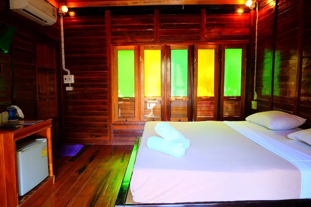 Lam Poh Beach Resort
