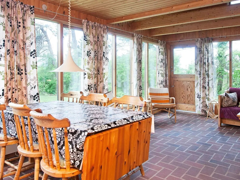 6 Person Holiday Home in Store Fuglede-by Traum