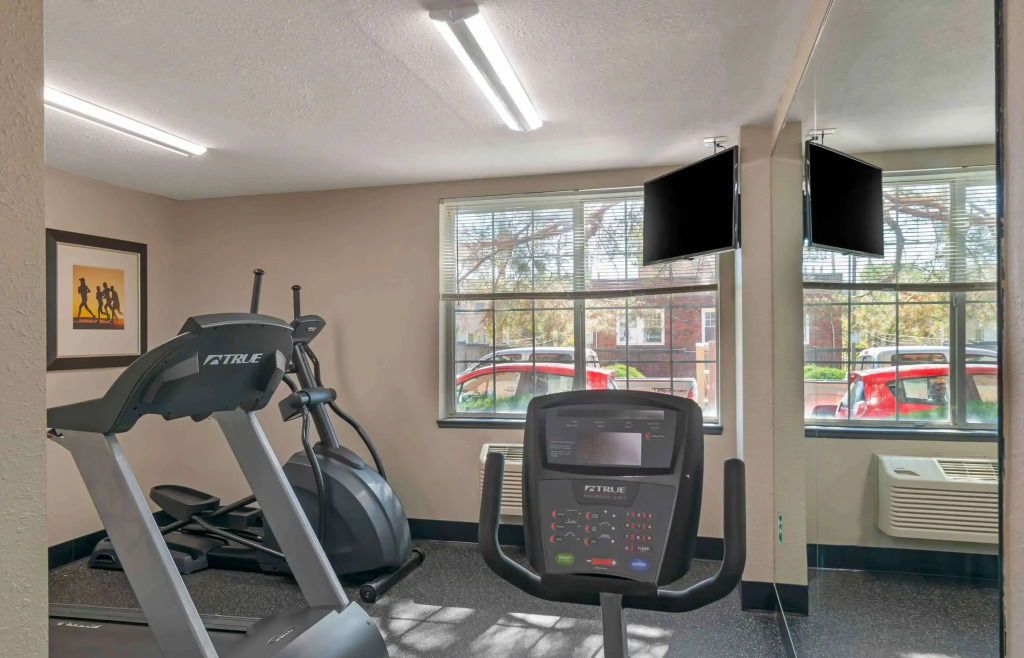 Extended Stay America - Kansas City - Country Club Plaza