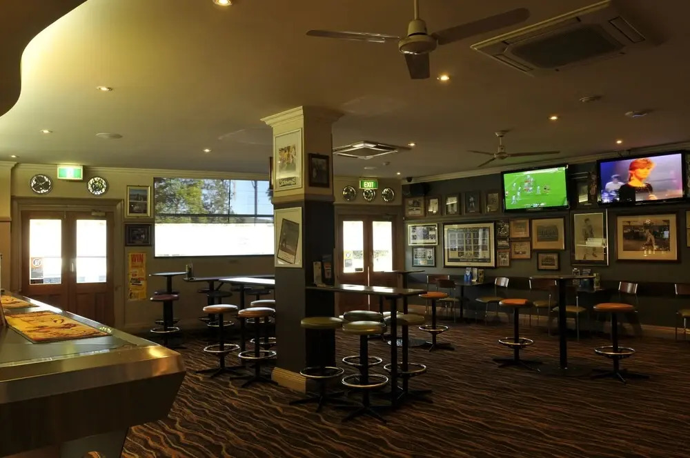 Bayview Hotel Woy Woy