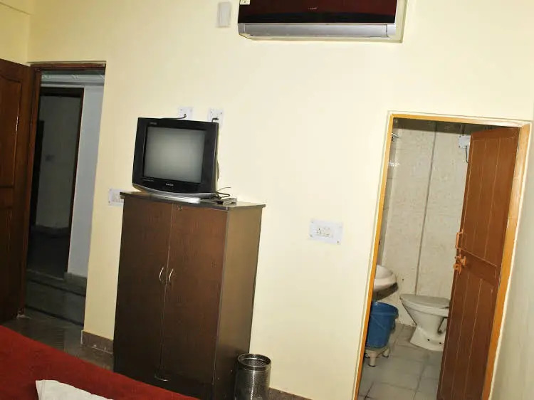Hotel kamal Deep