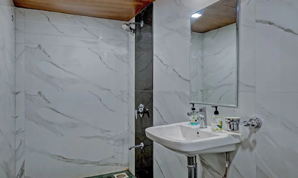 Hotel Lake Paradise Mahabaleshwar