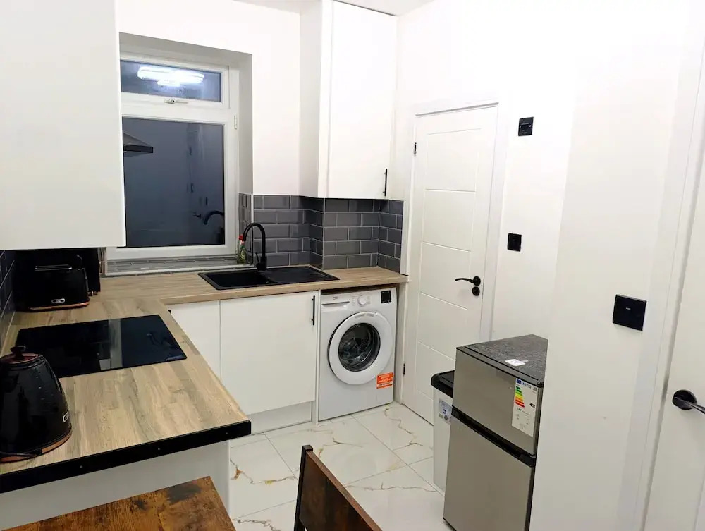 Cardiff 1 Bed Apartment - City Living at its Best