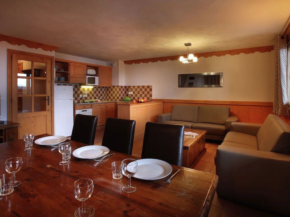 Luxury Comfortable Apartment on the Slopes in Val Thorens