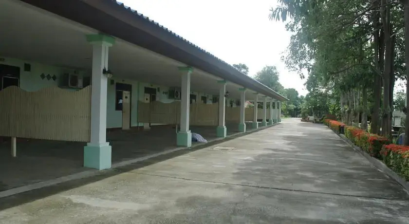 Samchook Resort