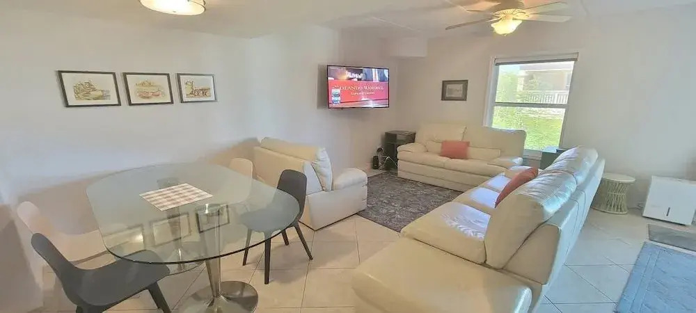 2 Levels Pool Near Beach 2 Patios 2 Bedroom Apts