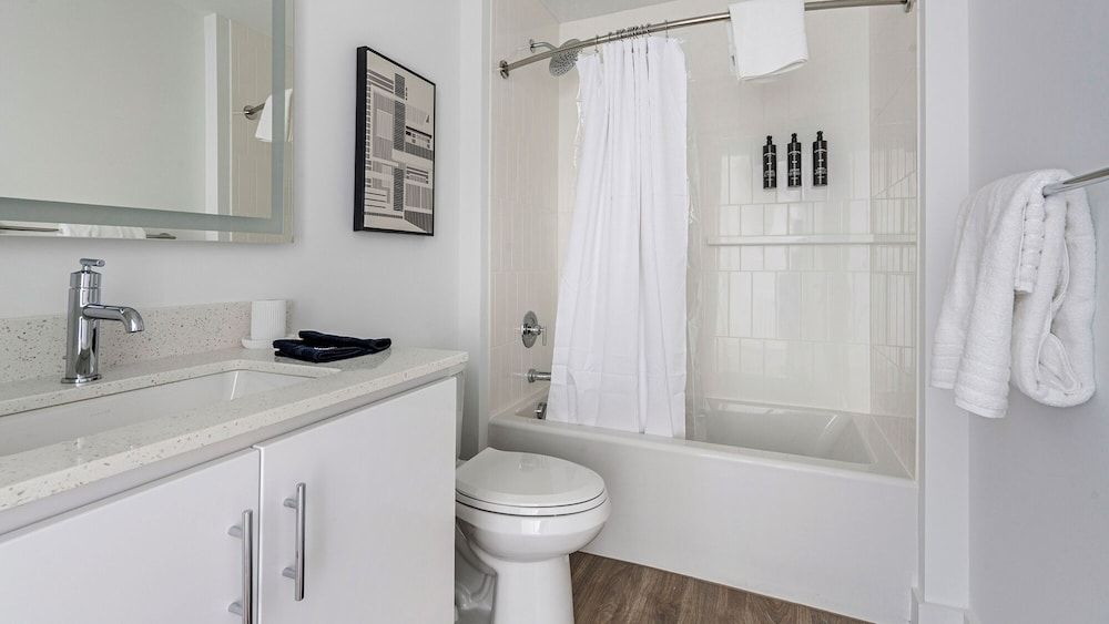 Landing Furnished Apartments - Naples, FL